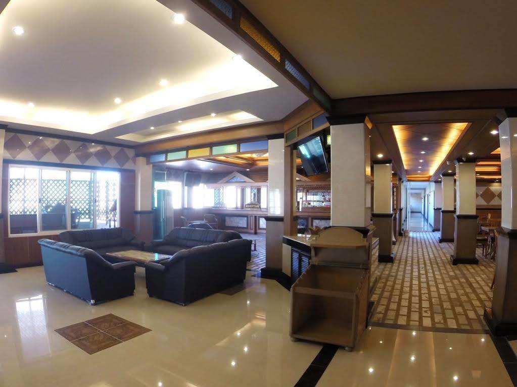 Oyo 523 Aa Pattaya Ville Eksteriør billede